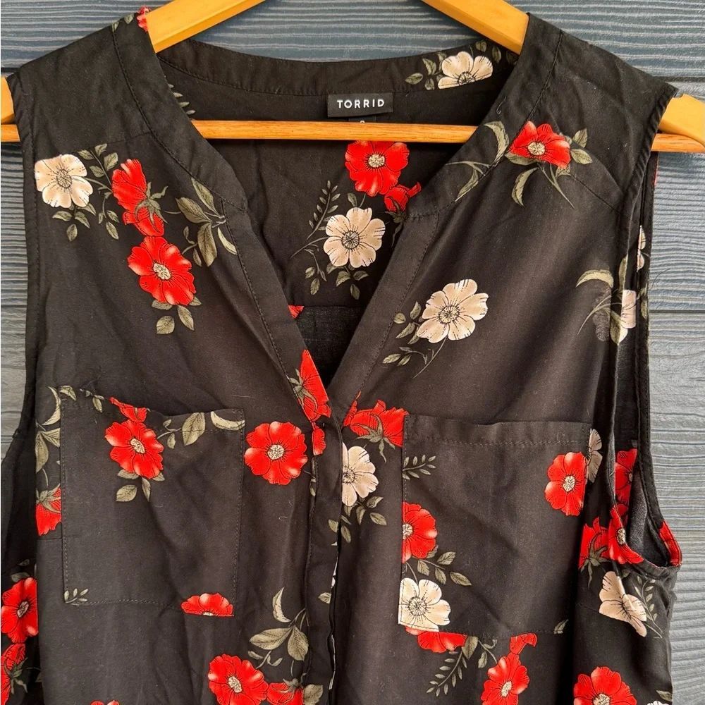 🌺 Torrid Floral Sleeveless Blouse Plus Size 2X Boho Spring Summer Top Flowers - Picture 3 of 5